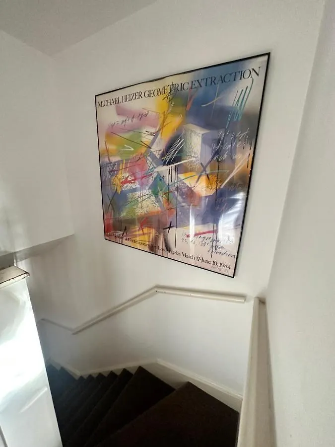 3 Bedroom House 2 Stops From London Bridge 0*,